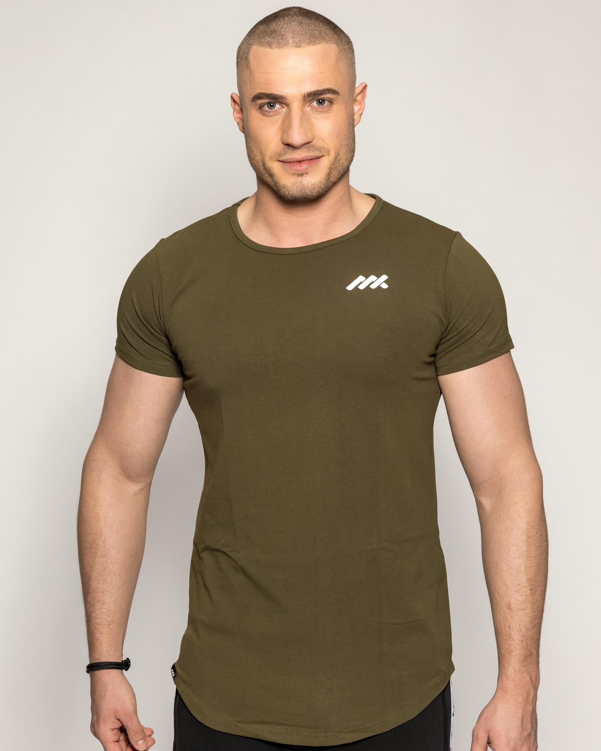 Sculpt Tee olive